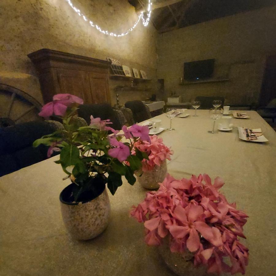 Les Trois L Bed and Breakfast Gindou Εξωτερικό φωτογραφία