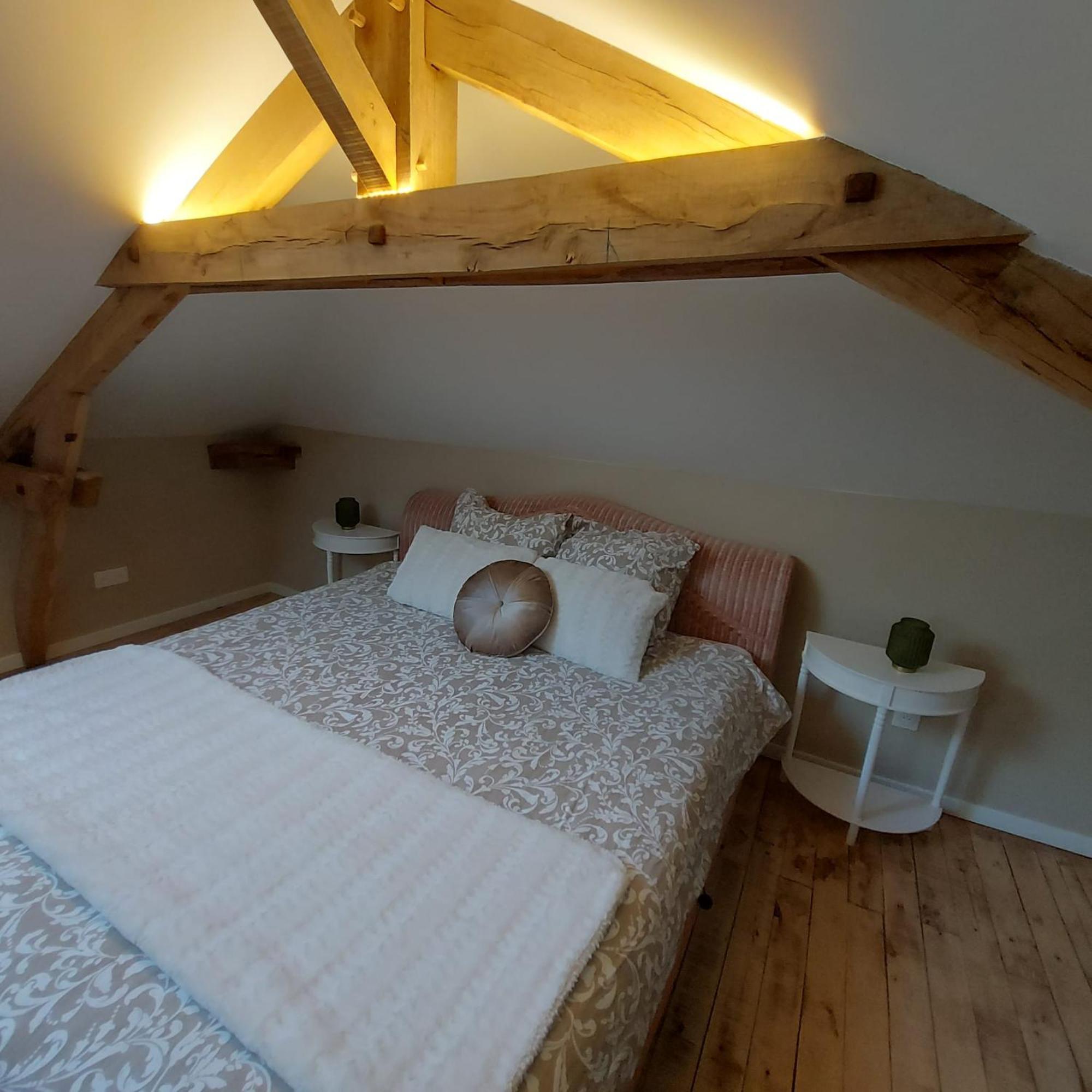 Les Trois L Bed and Breakfast Gindou Εξωτερικό φωτογραφία